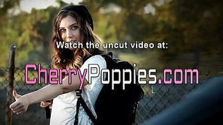 Подросток в трехходовый с Мамочка получает конченую - порно видео