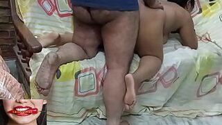 Индийская пара застукала за сексом - УТЕЧКА - порно видео