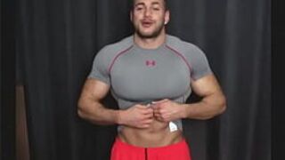 Под твердым регби - порно видео