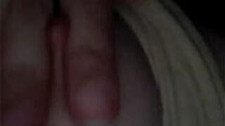 Секс по телефону с девушкой из тиндера - порно видео