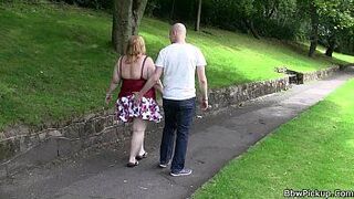 Пухлую снял незнакомец - порно видео